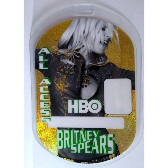 Britney Spears Dream Within A Dream Backstage Pass Original Gold Background Oval - Picture 1 of 2